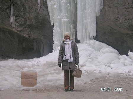 chegemskie-vodopadi-zimoj